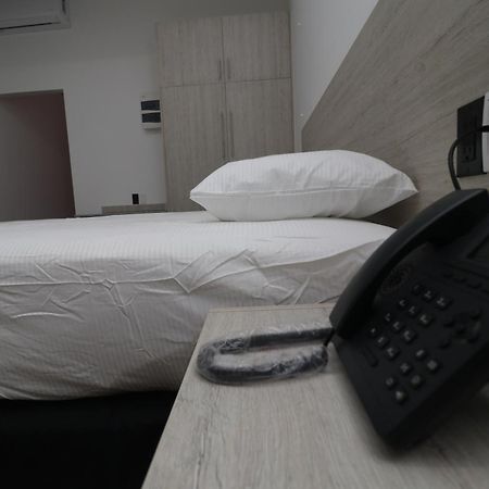 Hotel Royal Brasil ปารามารีโบ ภายนอก รูปภาพ