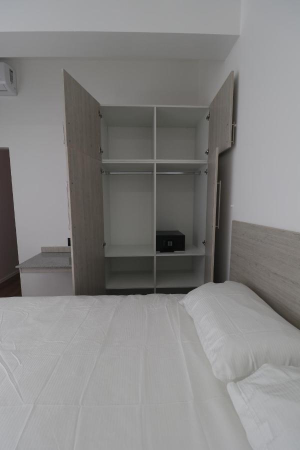 Hotel Royal Brasil ปารามารีโบ ภายนอก รูปภาพ